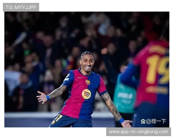 巴萨反击终成经典，拉菲尼亚凌空抽射入网