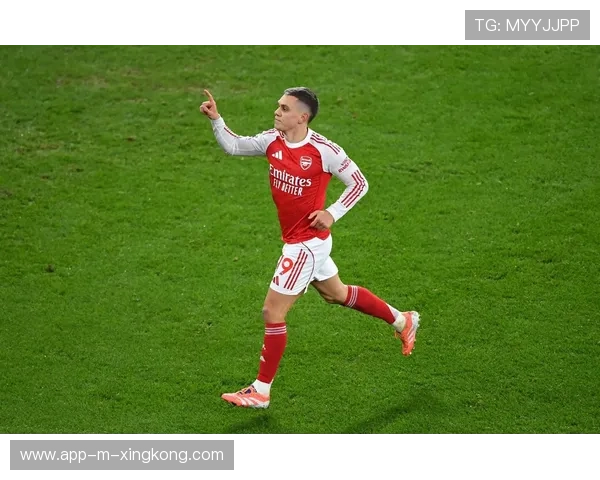 阿森纳快速向前推进，特罗萨德找到精准空档